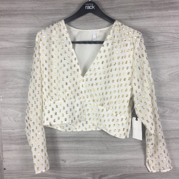 Leith White  Shirred V-Neck Top (Plus Size) - Picture 3 of 7